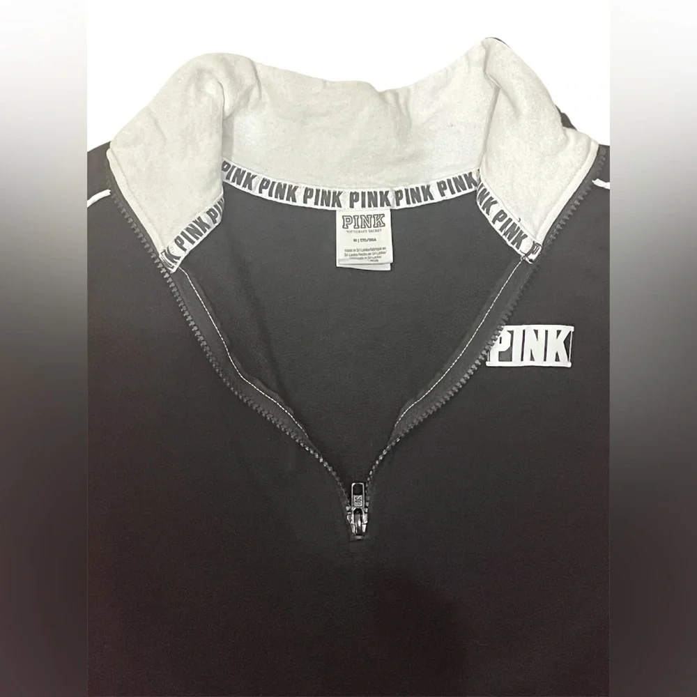 Victoria's‎ Secret PINK Size M Color Block Logo Jacket.